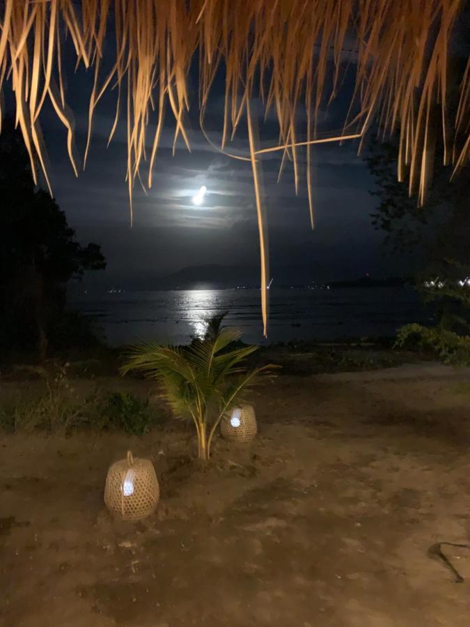 The Beach Shack กิลิไอร์ ภายนอก รูปภาพ