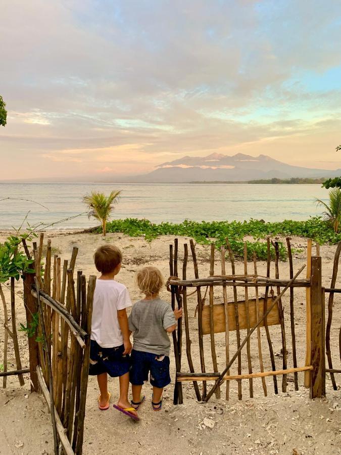 The Beach Shack กิลิไอร์ ภายนอก รูปภาพ