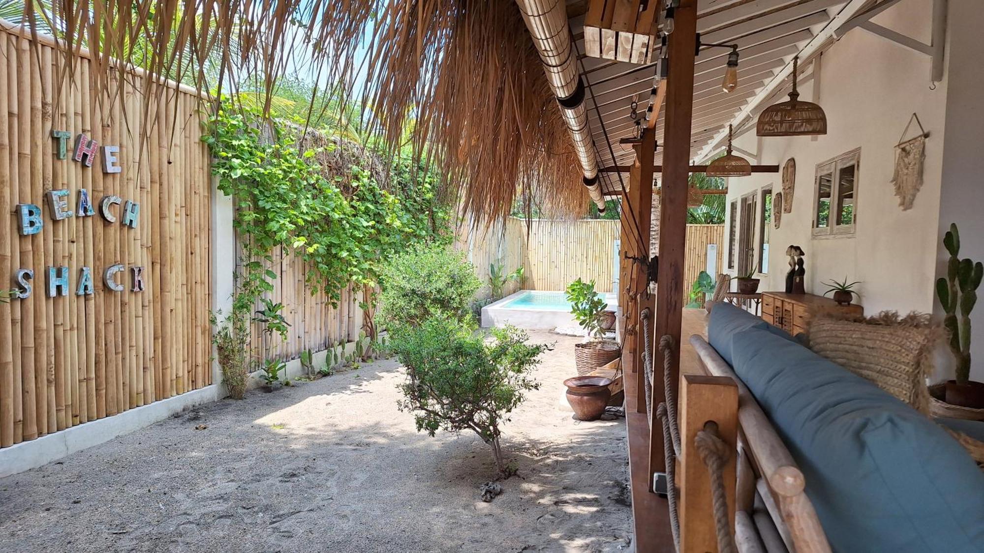 The Beach Shack กิลิไอร์ ภายนอก รูปภาพ